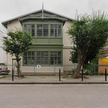 Totu Pulaskiego 8 * סופוט