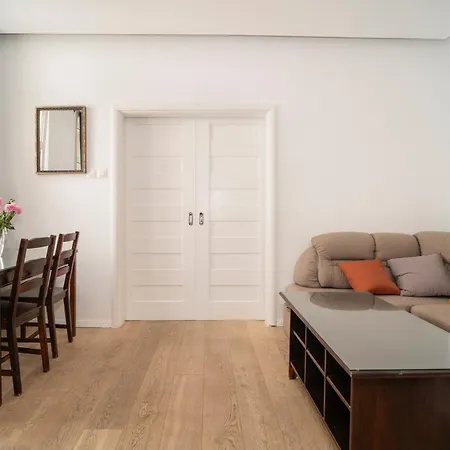 Totu Pulaskiego 8 דירה