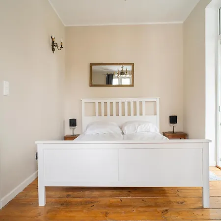 Totu Pulaskiego 8 דירה *