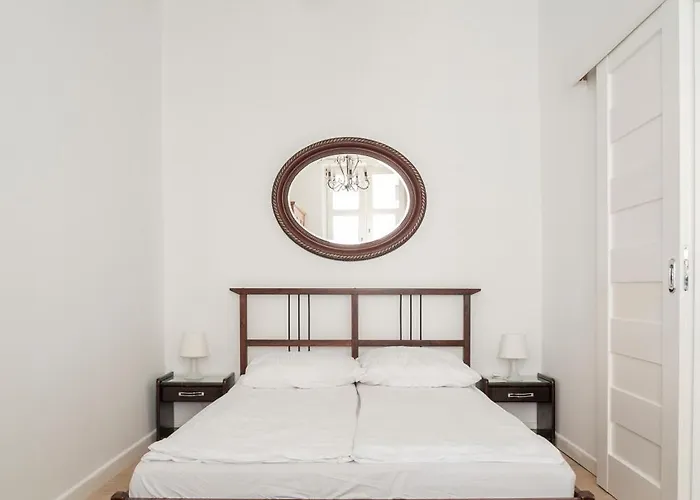 Apartment Totu Pulaskiego 8