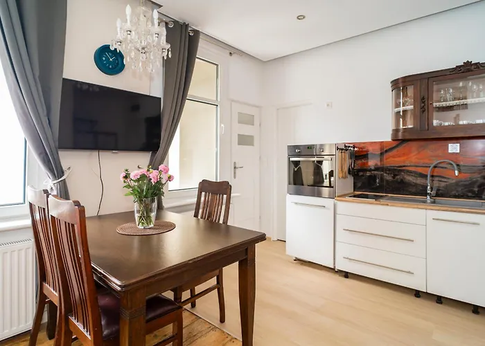 Totu Pulaskiego 8 * Sopot